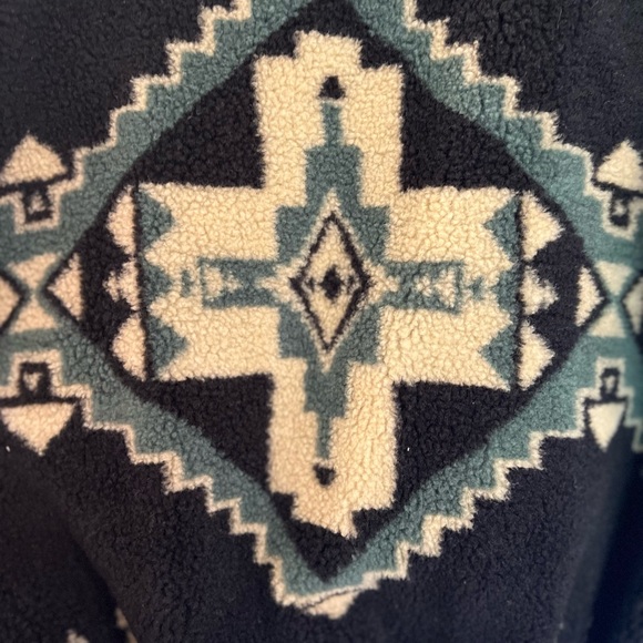 Pendleton Women’s “Foxglove Range” Geometric Fleece Bomber Jacket - Picture 10 of 11